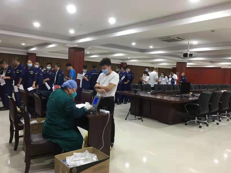 【关爱员工，，，，，康健先行】北芳集团组织员工举行康健体检 