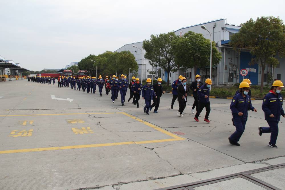 预案演习坚持做、清静意识记心间——北芳集团金山基地消防及职业危害事故综合演练